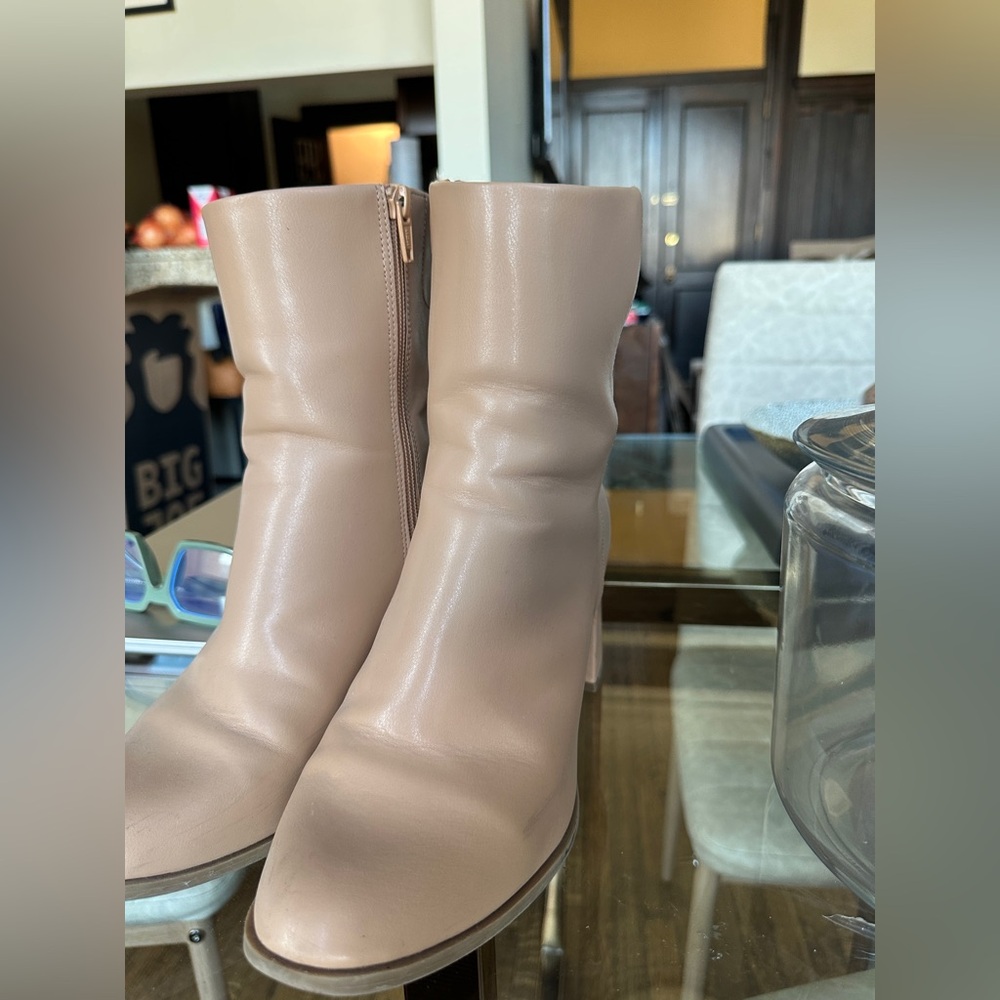 Target Tan Heeled Boots Sleek Modern Design